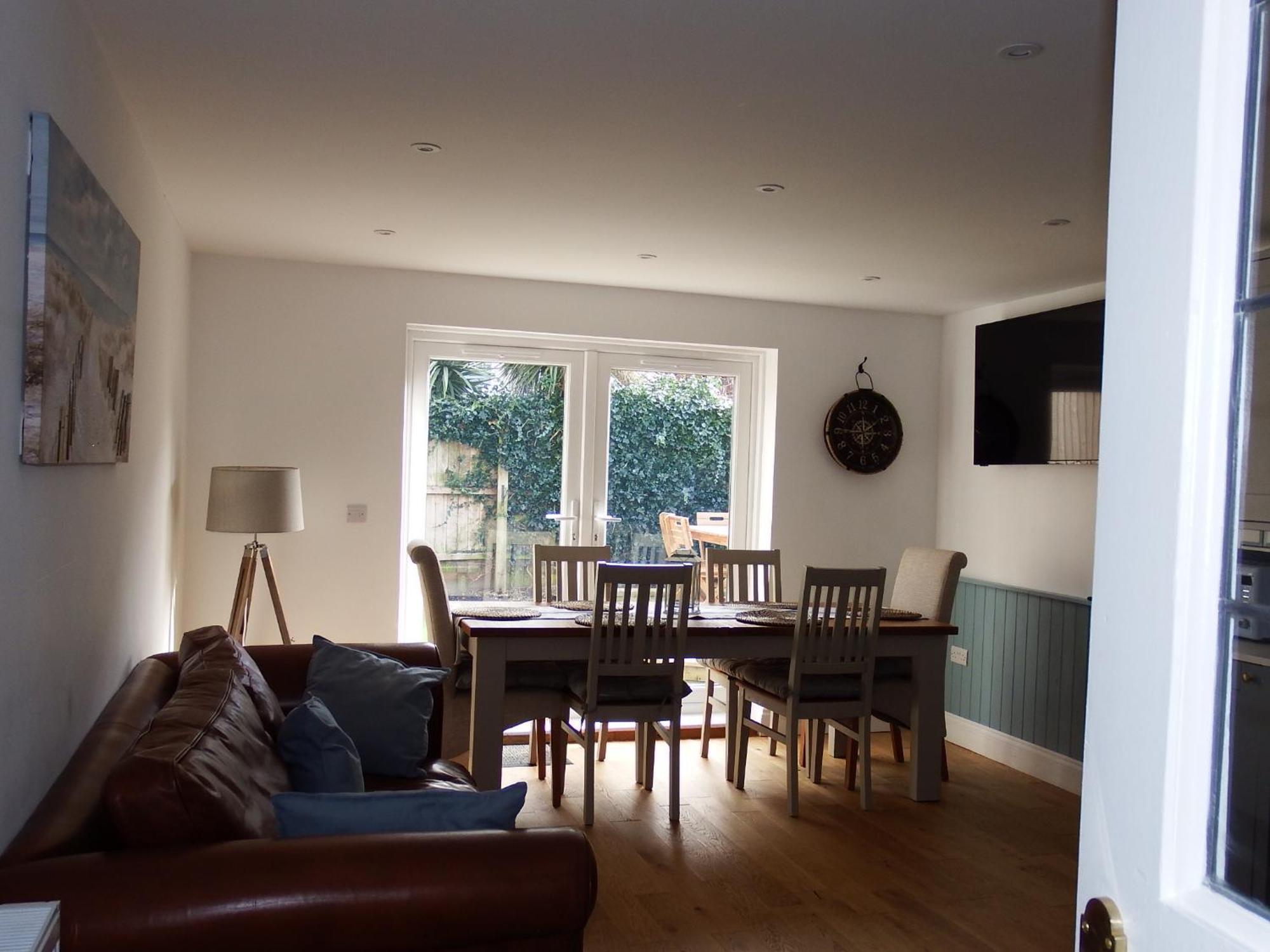 Newly Renovated 3 Bedroom Victorian Detached House Bournemouth Exterior photo